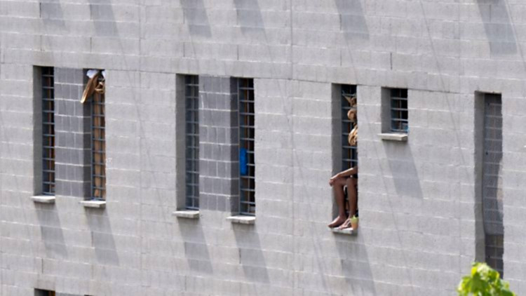 Linke fordern höhere Mittel für Verpflegung und Beschäftigung in Justizvollzugsanstalten Gefängnisessen und Aktivitäten sollen verbessert werden.